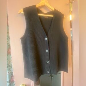 Black Cashmere Sweater Vest from Quince